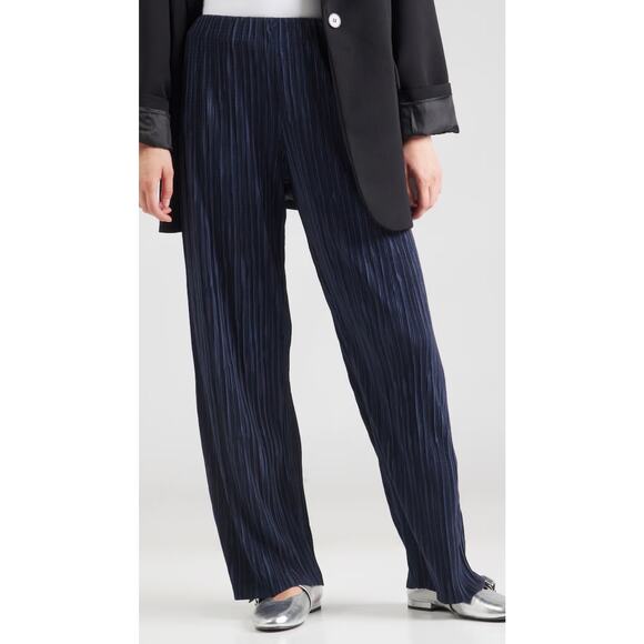 Calvin Klein Plissé Pull-On Wide-Leg Pants – Sky Captain – NWT – Size M - Picture 2 of 13